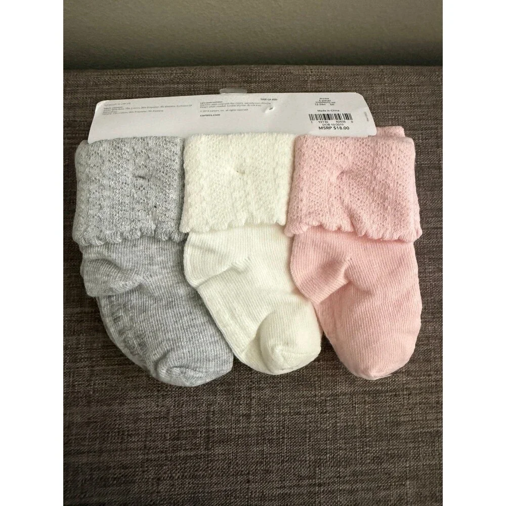 NWT Carter’s Baby Girl Gray/White /Pink 6-Pack Socks 12-24 months